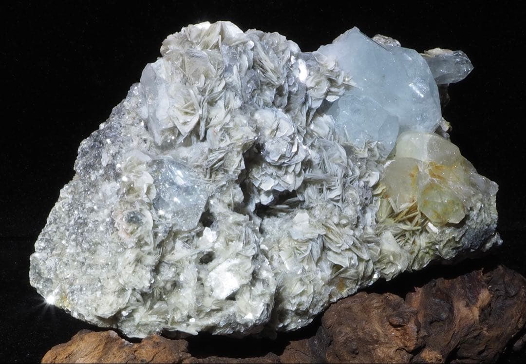 【四川省産】アクアマリン＊マイカ共生