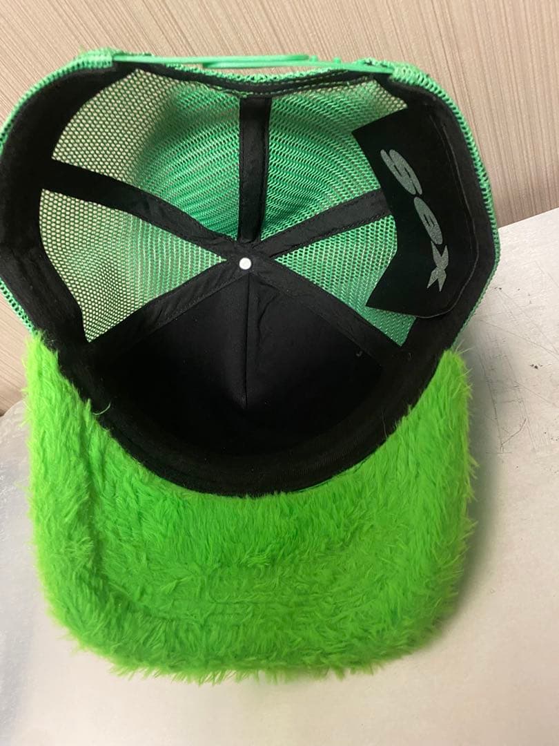 SEX ファーキャップ ネオングリーン