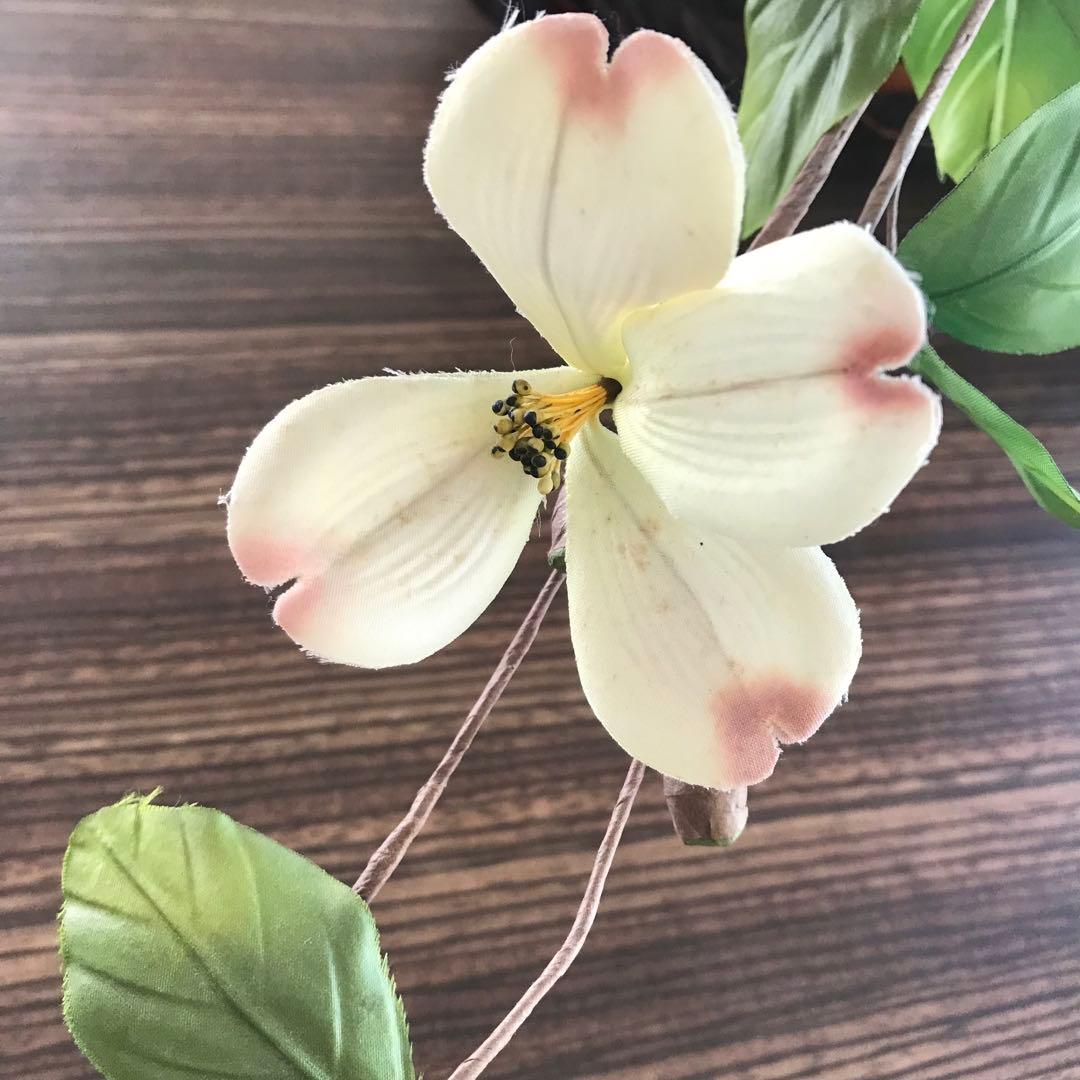 エミリオロバ　ハナミズキ　アートフラワー