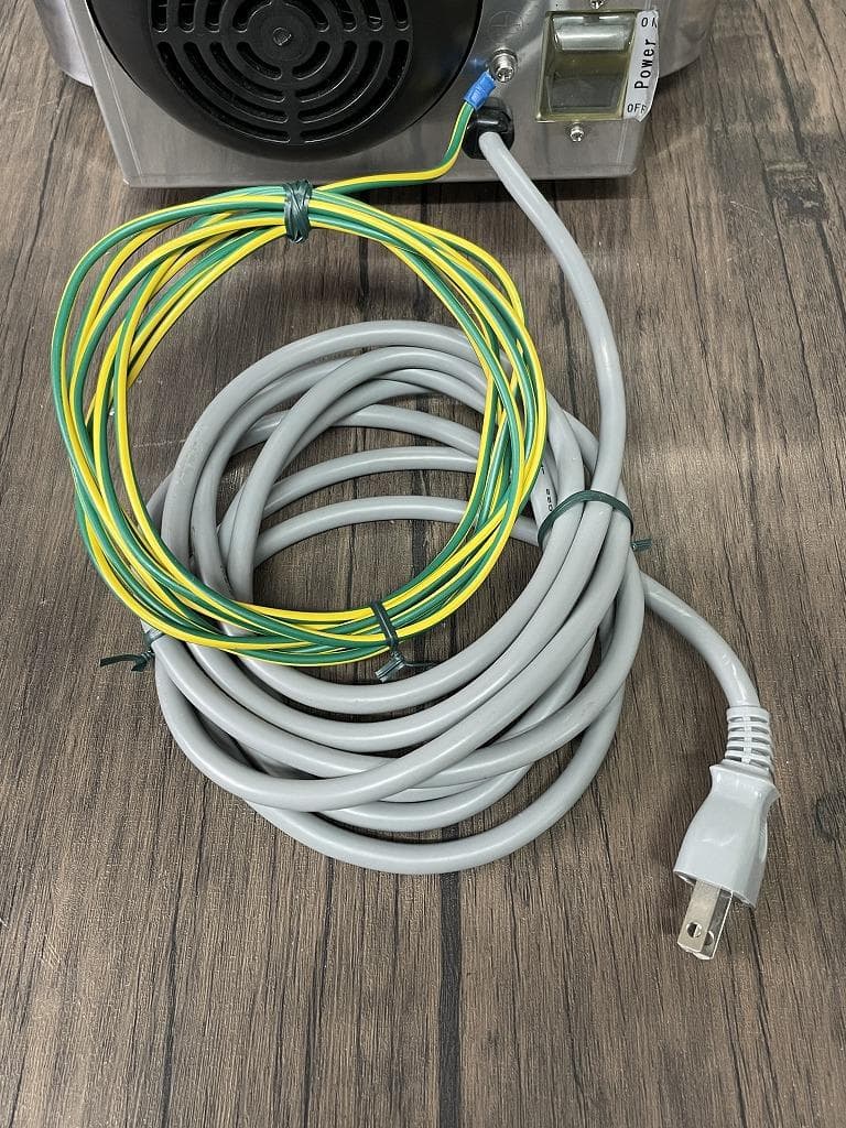 【美品】TOSEI　卓上真空包装機　V-282　真空パック　2022年製