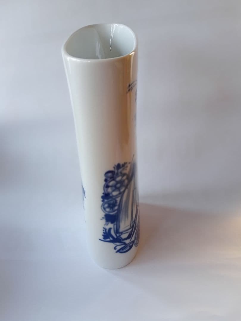 Rosenthal Bjorn Wiinblad 花瓶　大きめ