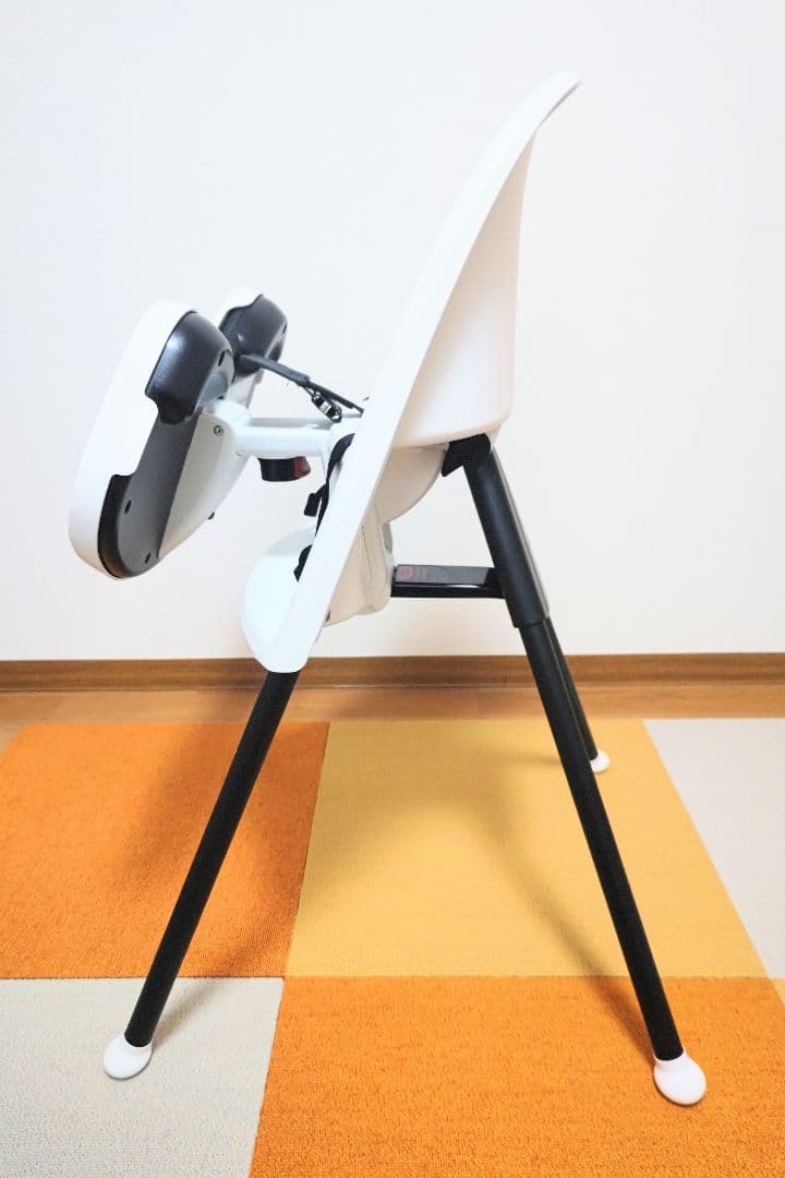 ベビービョルン ハイチェア（セーフティハーネス付き）