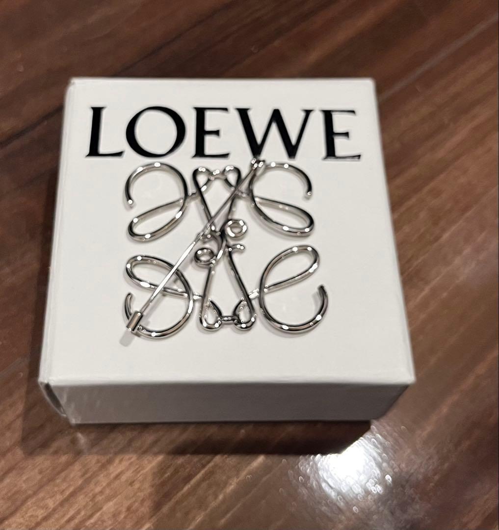 【いちぽめ】ロエベ ブローチ シルバー