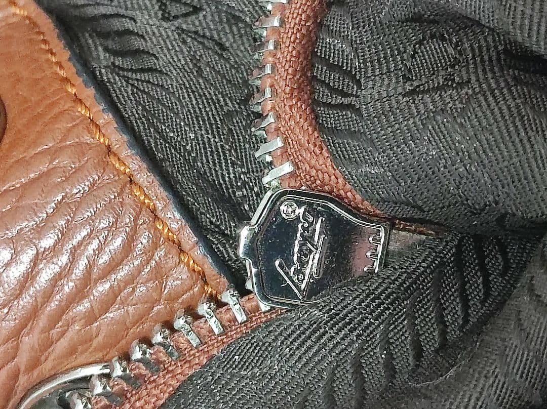 old PRADA ブラウン レザー ショルダーバッグ ハンドバッグ