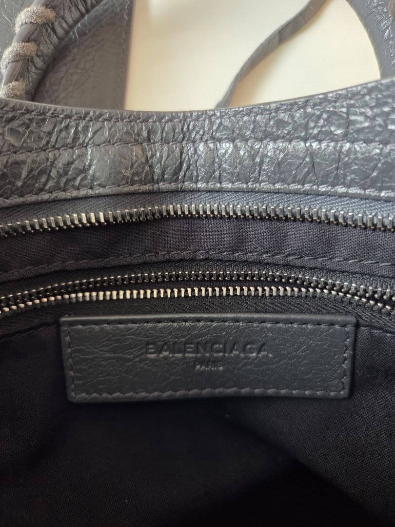 バレンシアガ クラシックシティ レザー グレー ミラー付き 2way