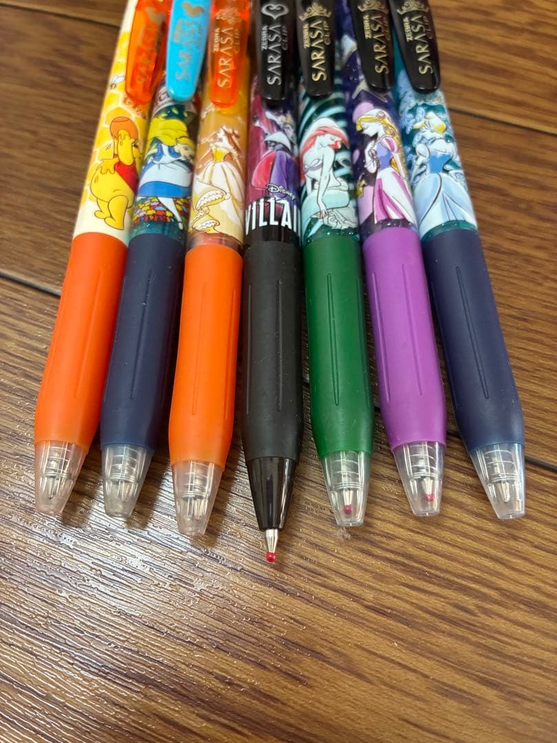 サラサ限定ディズニーボールペン7本
