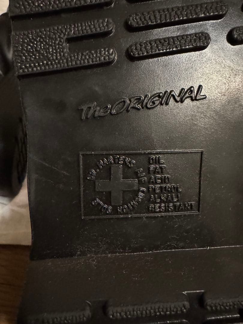 ドクターマーチン　1460 MONO オールブラック 8ホール