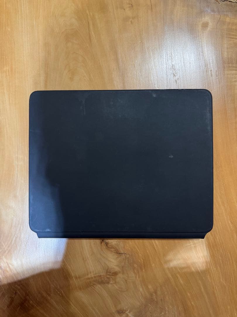 【美品】 iPad Pro 12.9第4世代+Magic Keyboard付き