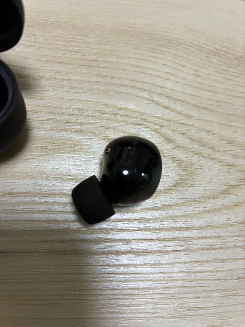 極美品 SONY WF-1000XM5 右耳と充電ケース＋付属品　左側なし