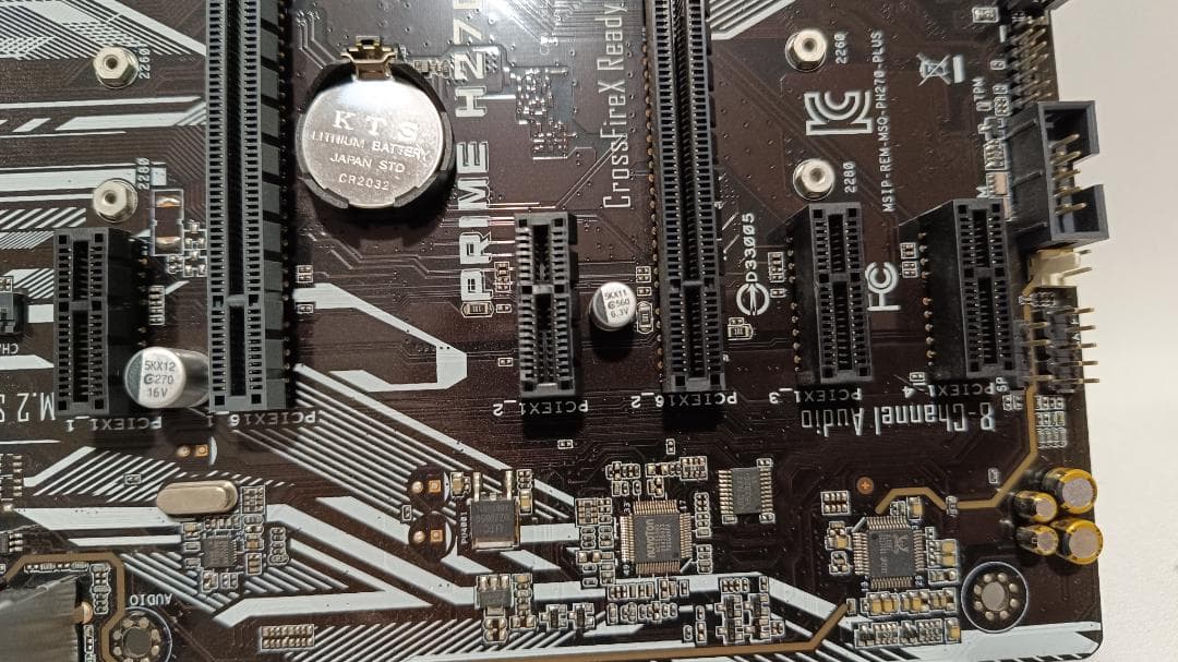 Asus マザーボード h270-plus, intel i5 cpu まとめ