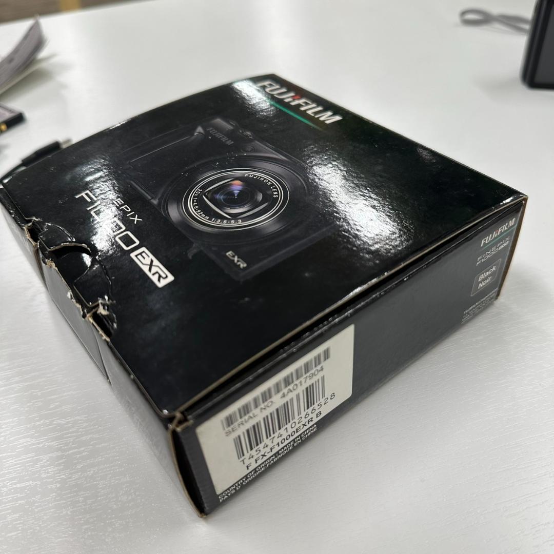 p*k様 FUJIFILM FinePix F1000EXR コンパクトデジタル