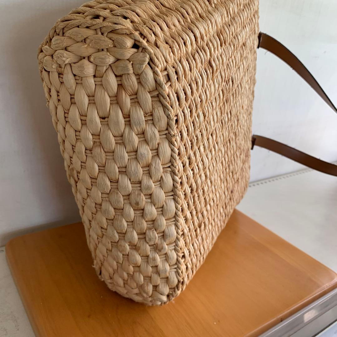 サンリオ　　キティーバタフライ