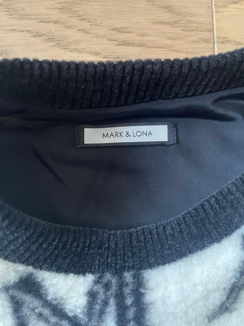 【美品】MARK & LONA ロゴセーター ホワイト即完売品 48L