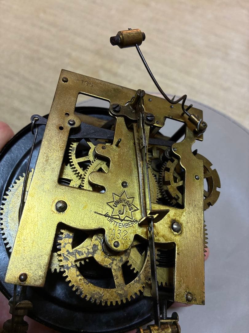 ドイツ製　ユンハンス　柱時計　掛け時計　古時計　アンティーク　琺瑯