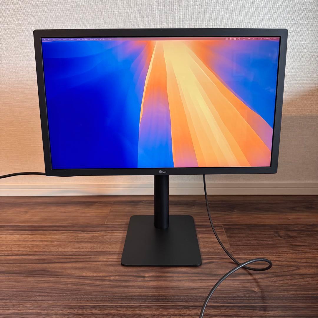 Appleストア限定 LG UltraFine 4K with USB-C