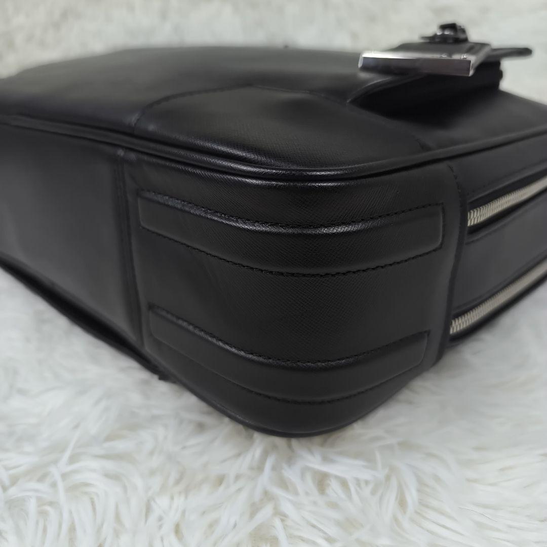 ✨極美品✨ トゥミ ブリーフケース アンソニア レザー 2層 B4 2way 黒