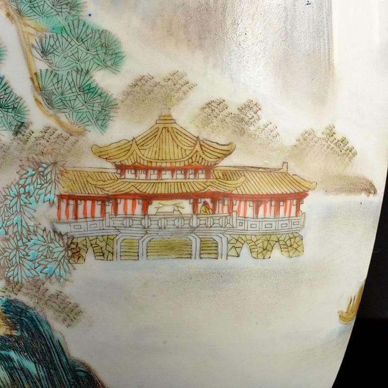 中国　景徳鎮製　粉彩　漢詩山水文瓶　D　R6038B