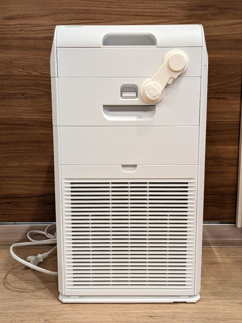 ダイキン　空気清浄機　ACM55Z-W　2023年製　使用期間短め