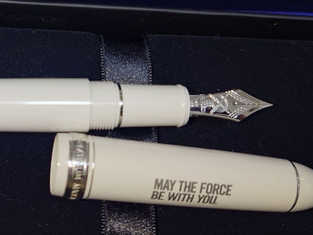 プラチナ3776.　スターフォーズ 美品！（14k.中字）