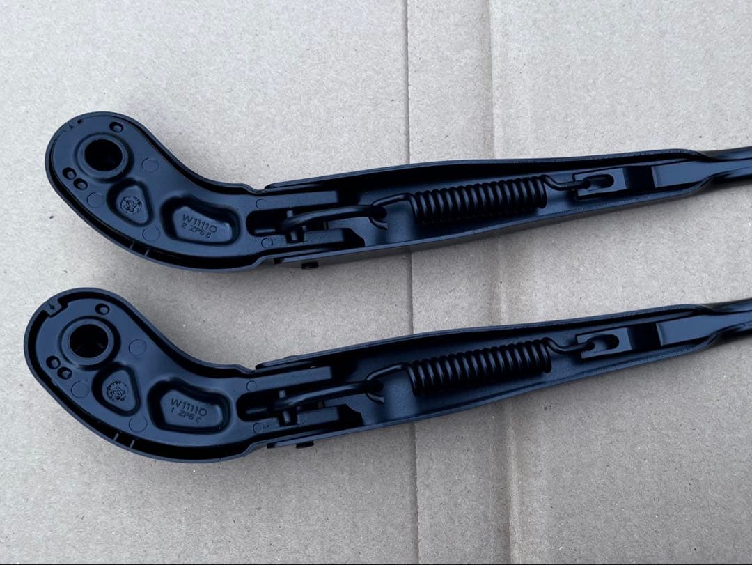 MINI R56、R55用ワイパーアーム左右セット 未使用純正品