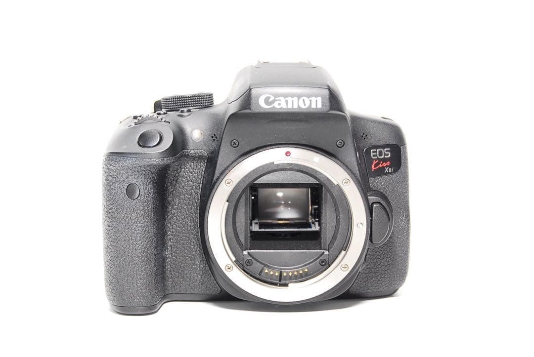 ☘️完動品☘️Canon Kiss X8I 旅行におすすめの一品！ダブルレンズ！
