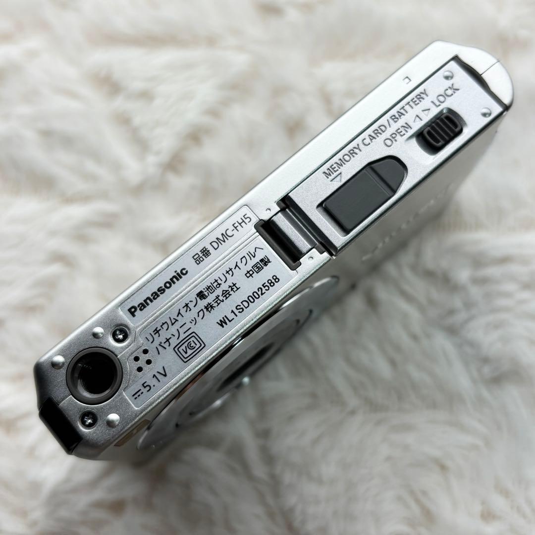 極美品 動作良好 Panasonic LUMIX DMC-FH5 シルバー