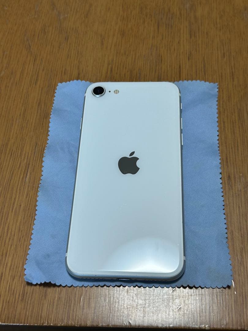 iPhone SE2 シルバー 64GB