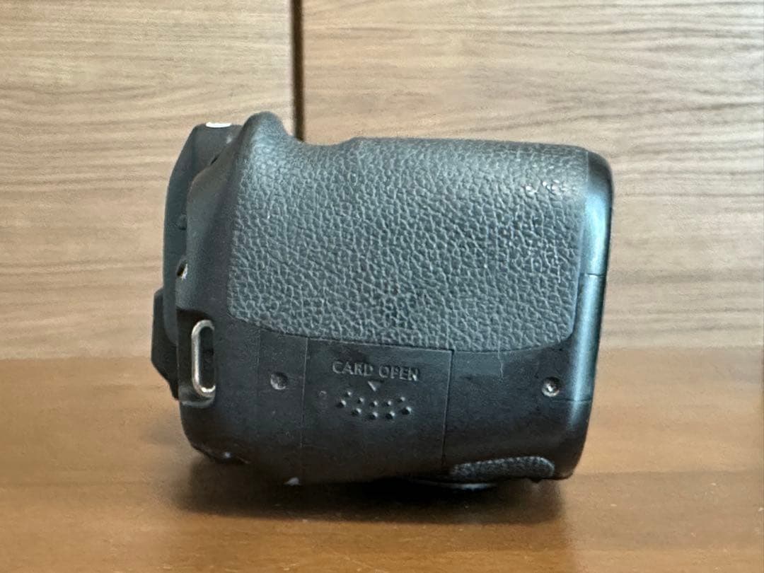 Canon EOS 80D ボディ