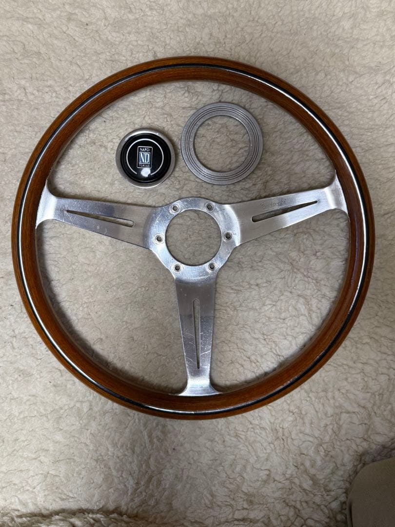 ナルディ　ステアリング36.5cm ビンテージ正規品