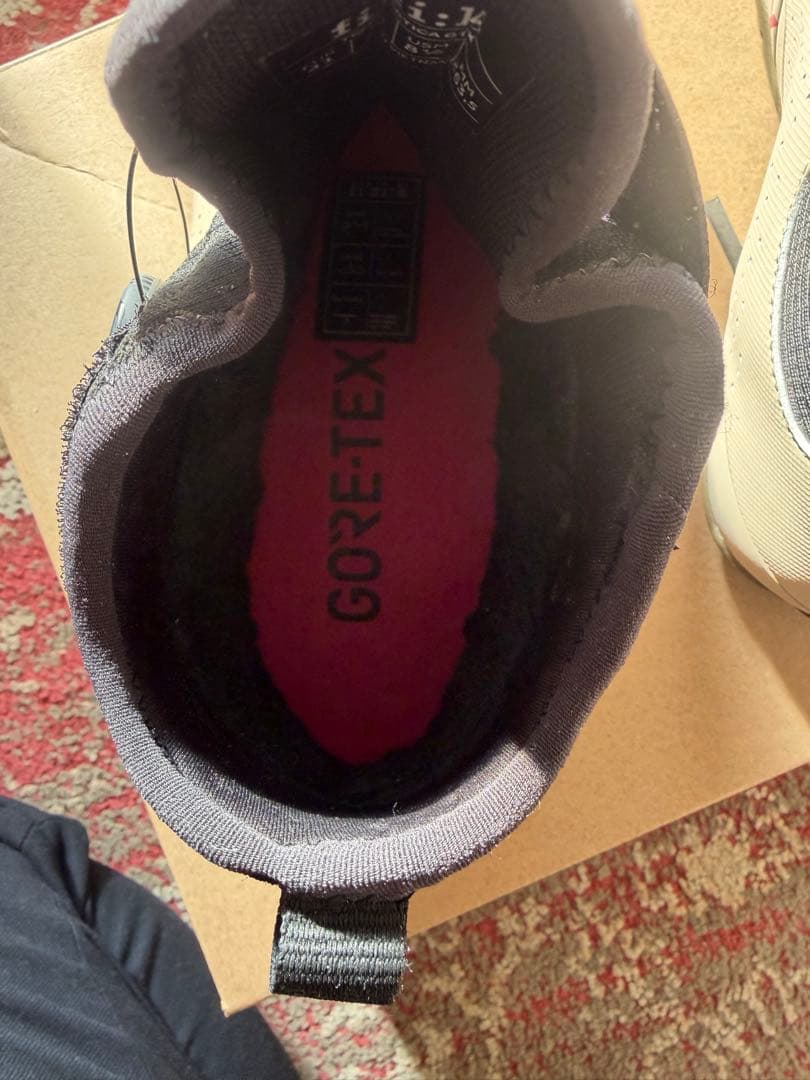 美品　Fizik TERRA ARTICA GTX EU41サイズ