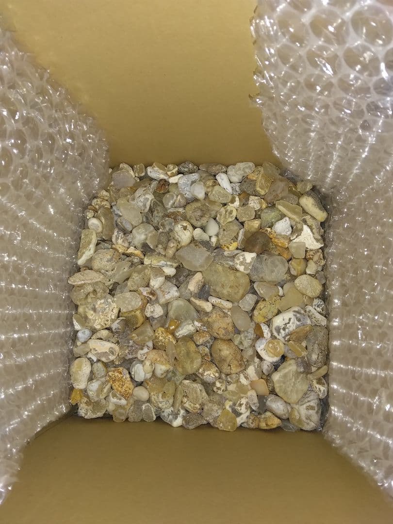 北海道厚田村産　瑪瑙原石　7キロ大量　瑪瑙　瑪瑙標本　鉱物標本　宝石