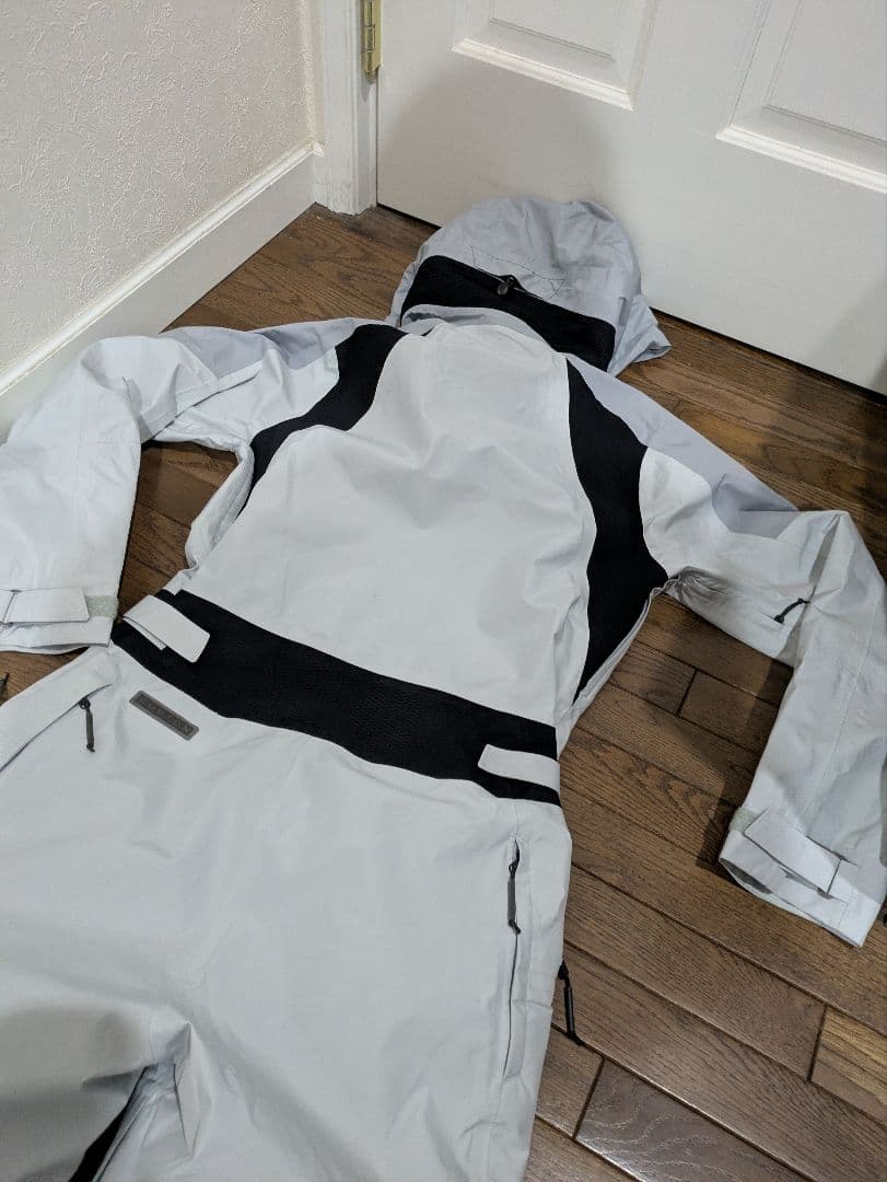 BURTON ジャンプスーツ　レディース　GORE-TEX S