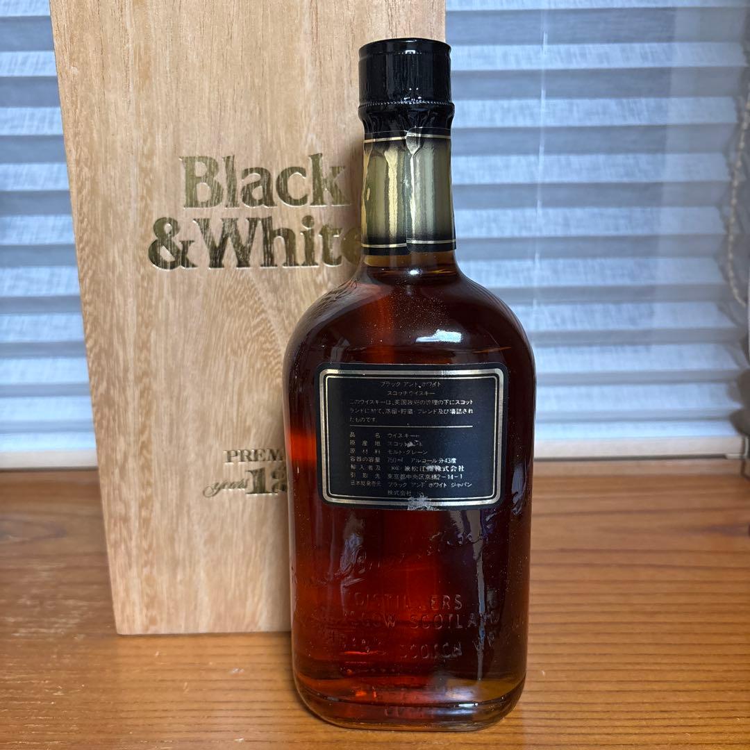 Black & White 12年 スコッチウイスキー 木箱入り