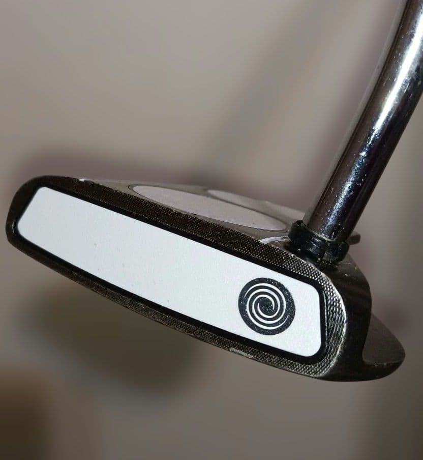 オデッセイ　WHITE ICE 2-BALL V-LINE　　 パター