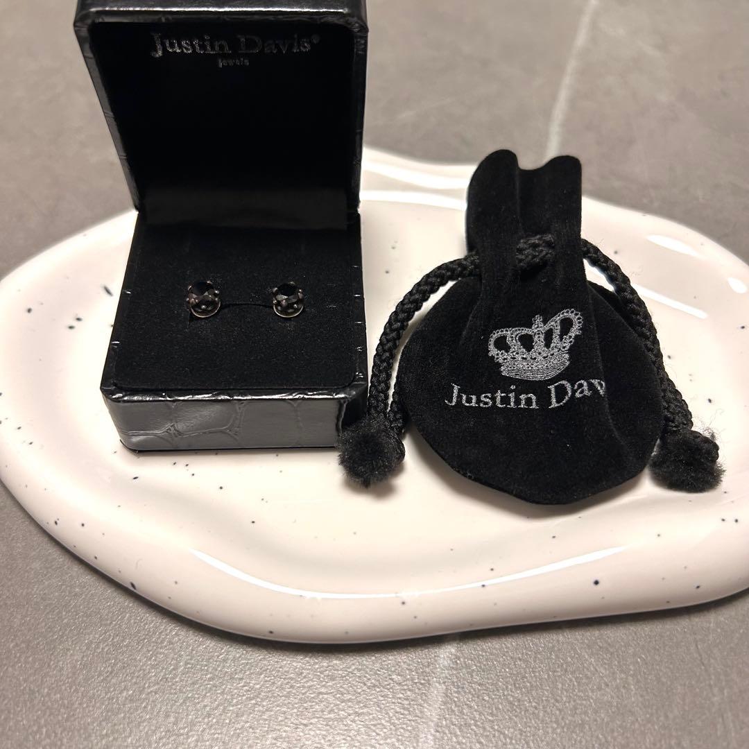 ジャスティンデイビス　クラウン両耳ピアス