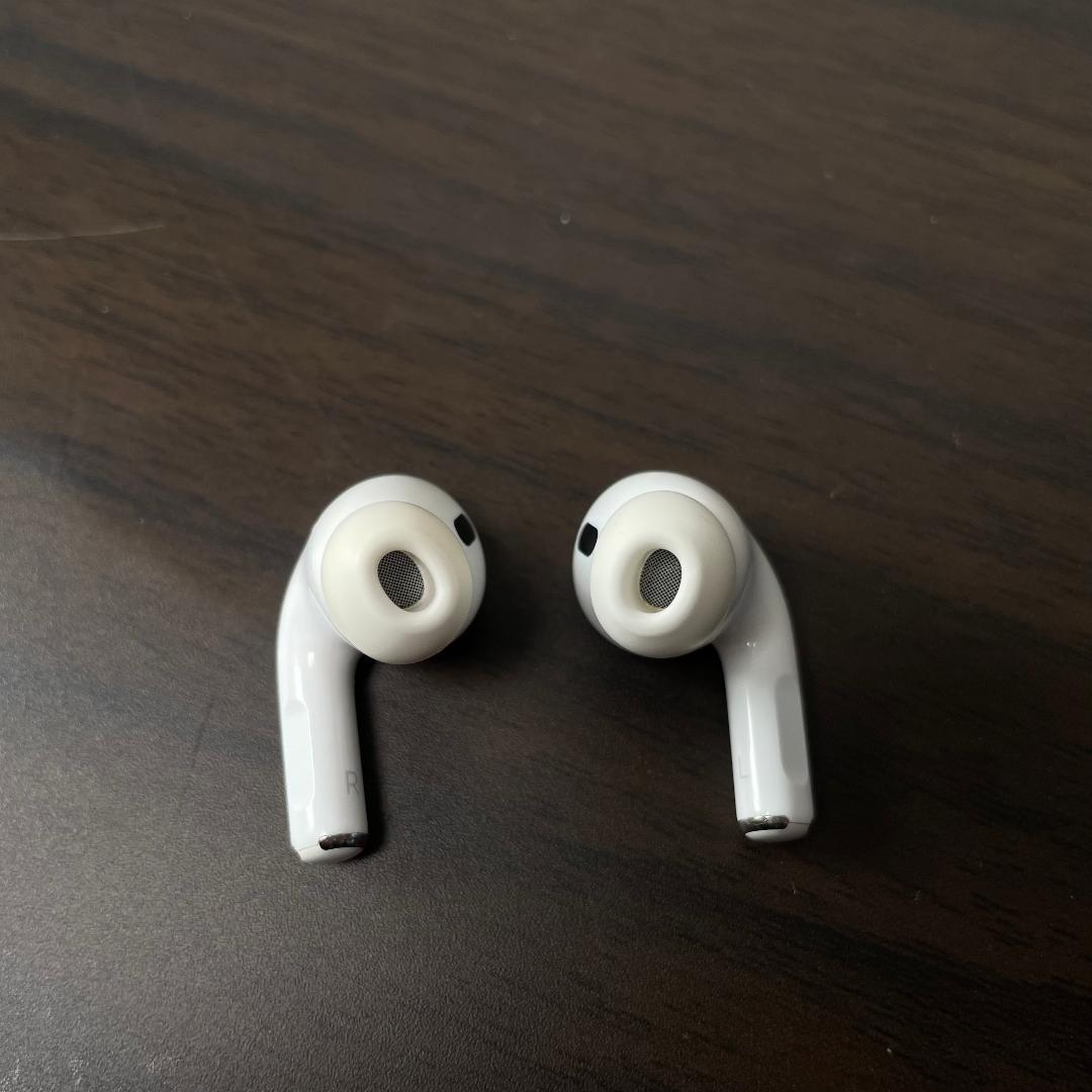 ①AirPods Pro 第2世代 A3048 USB-Cタイプ