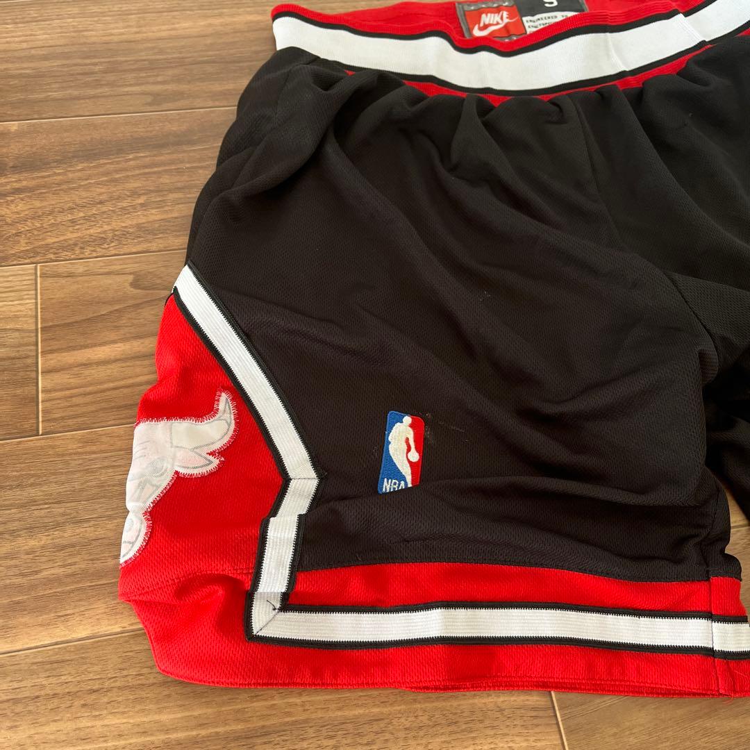 Nike シカゴ・ブルズ バスケットボールパンツ S 黒/赤
