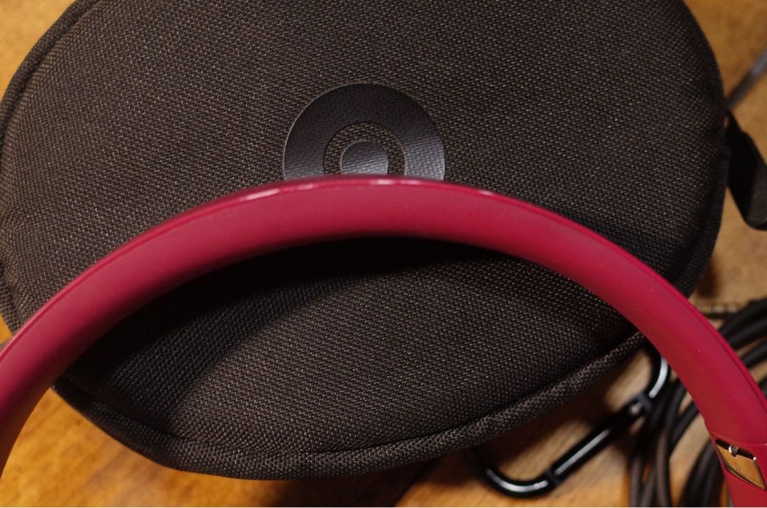 ヘッドホン Beats Solo3 Wireless Brick Red