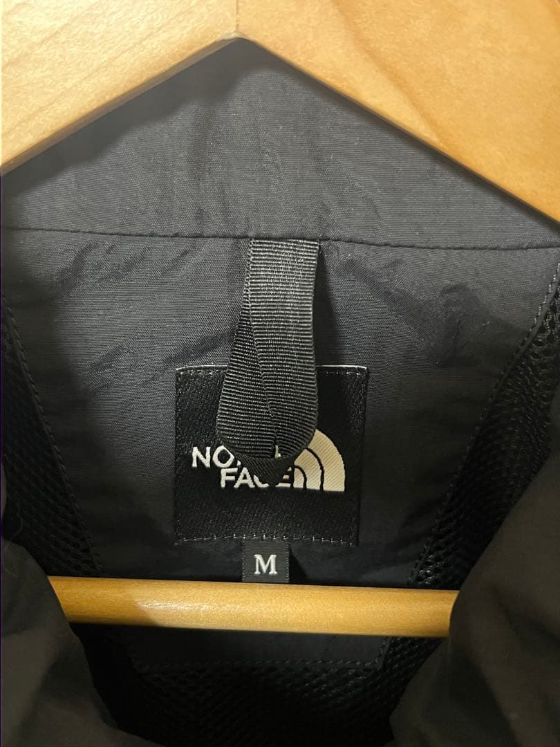 美品ノースフェイス ハイドレナウィンドジャケット Mブラック NP21835
