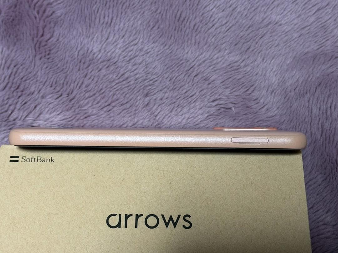 【超美品】 arrows We2 ライトオレンジ SoftBank版