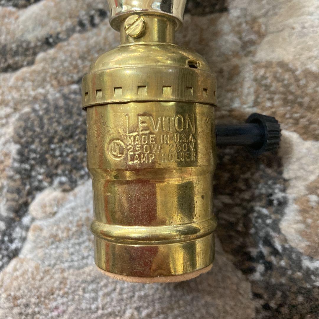 LEVITON 電気スタンド　アメリア製