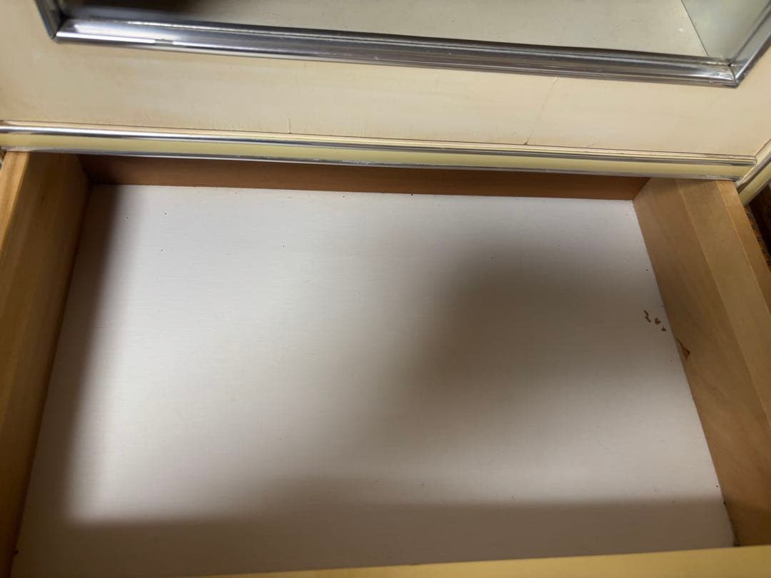 昭和レトロポップ　食器棚 アーチ型ガラス扉　キャビネット