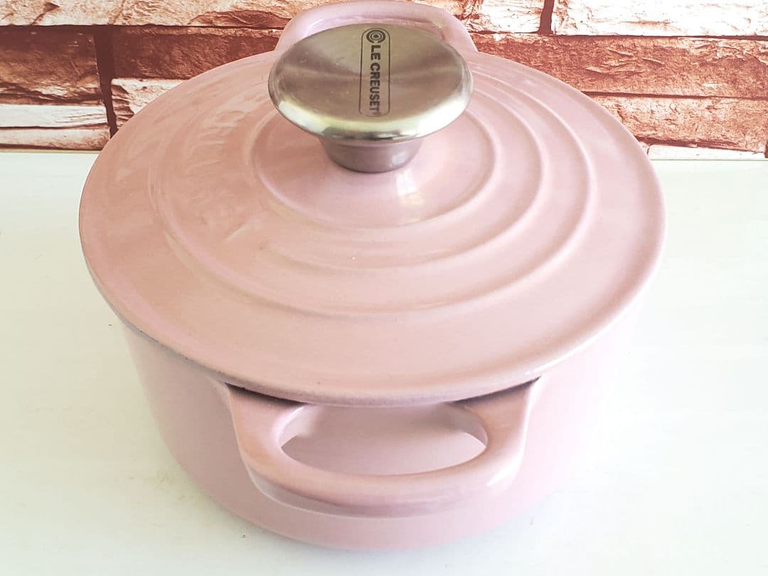 【週末価格】ル・クルーゼ　ココットロンド14㎝　マグネット2個