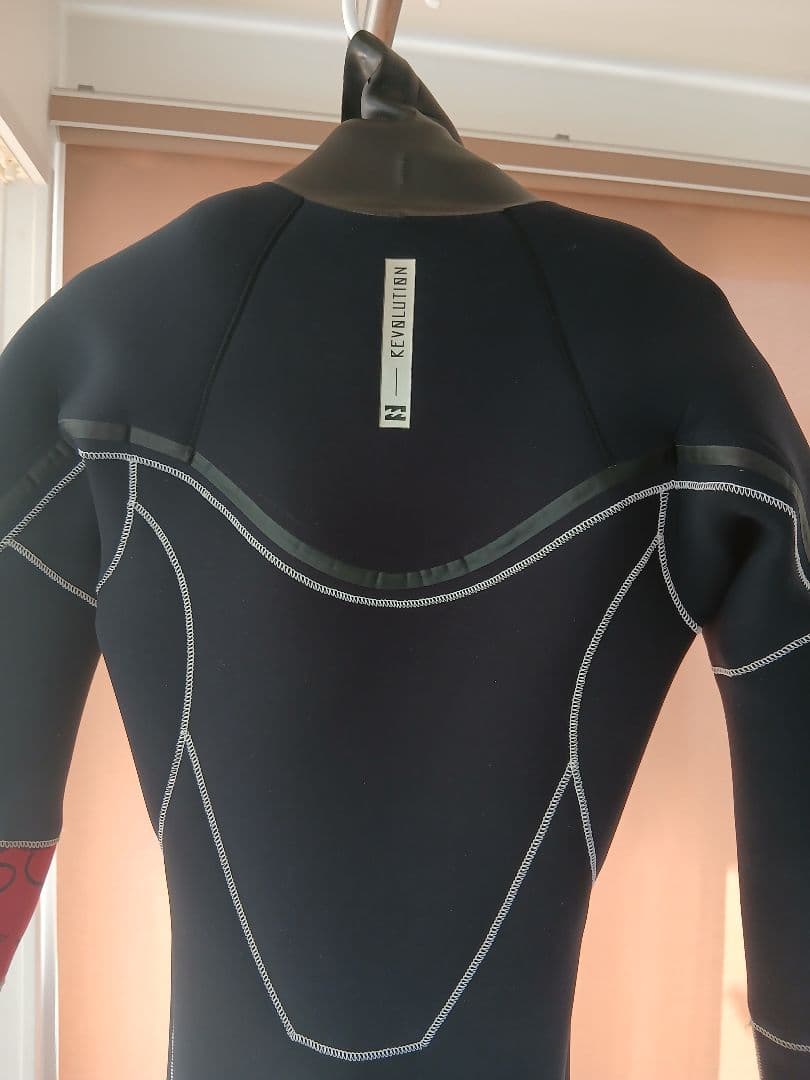 ビラボン　セミドライスーツ