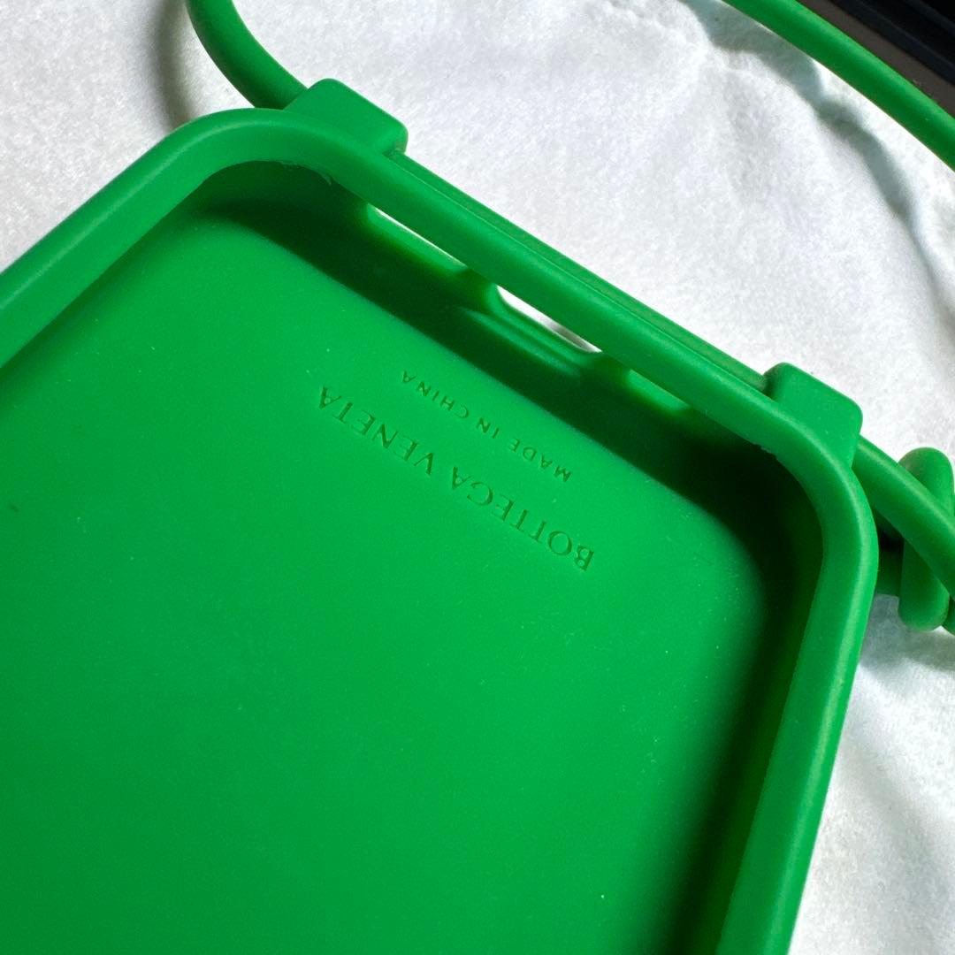 iPhone14pro シリコン　ケース　カバー ボッテガヴェネタ