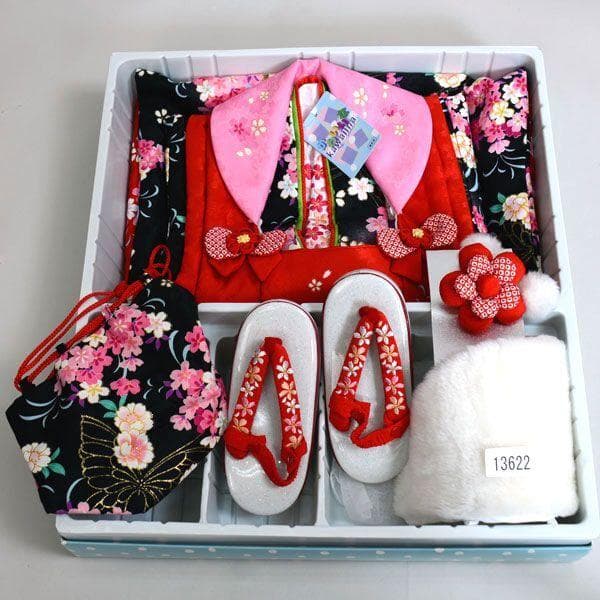 七五三 三歳 女児 被布着物祝着フルセット 黒×赤 半衿ファー付 お仕立て無料