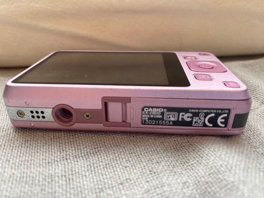 【希少】CASIO EXILIM デジタルカメラ ピンク