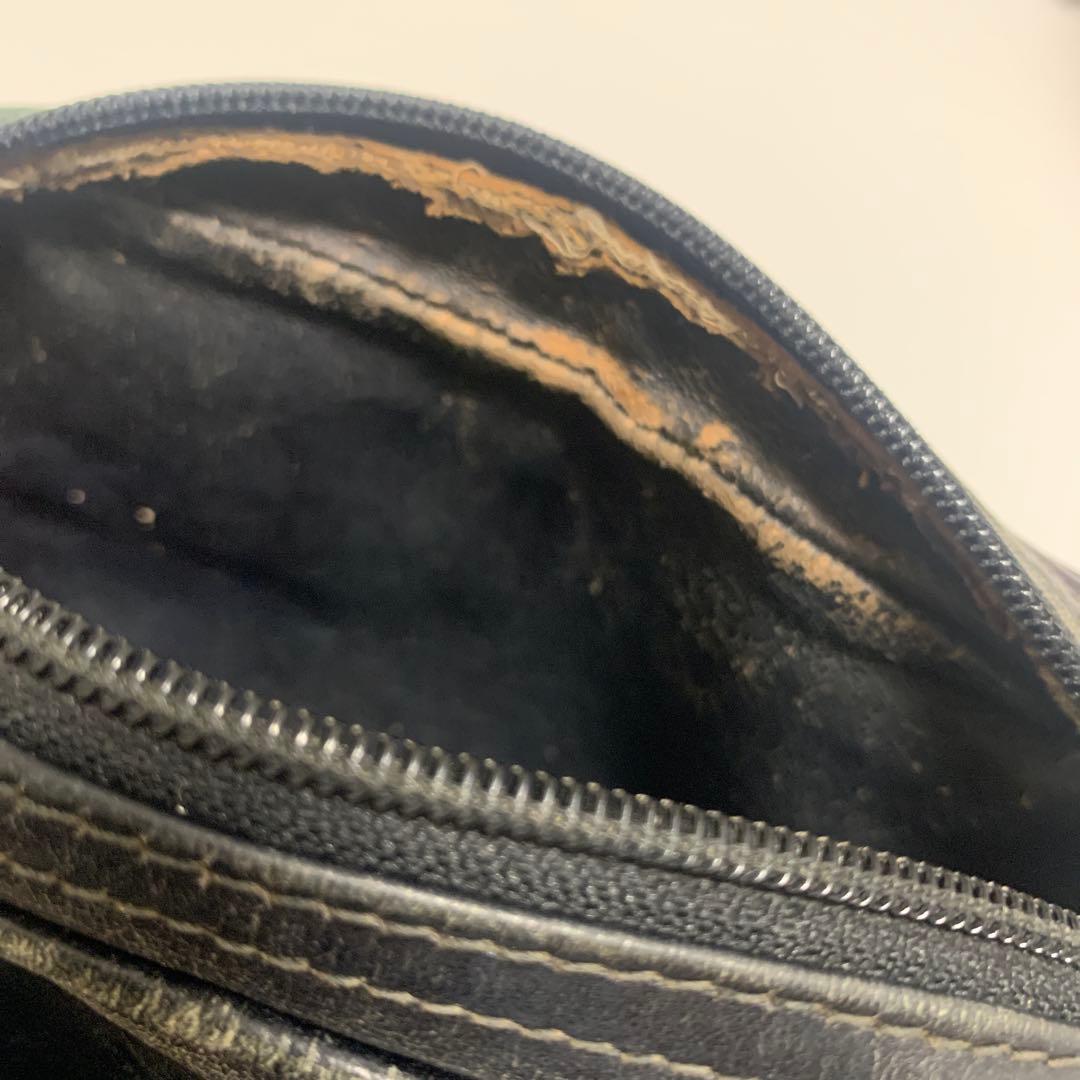 ヴィンテージ　1970年代　Gucci 黒 レザー ショルダーバッグ