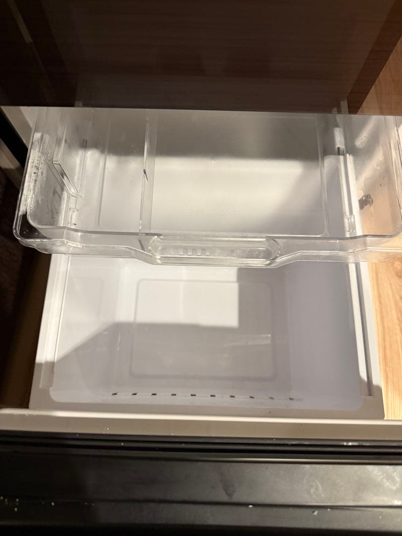 【美品】Hisense ブラウン冷蔵庫　154L