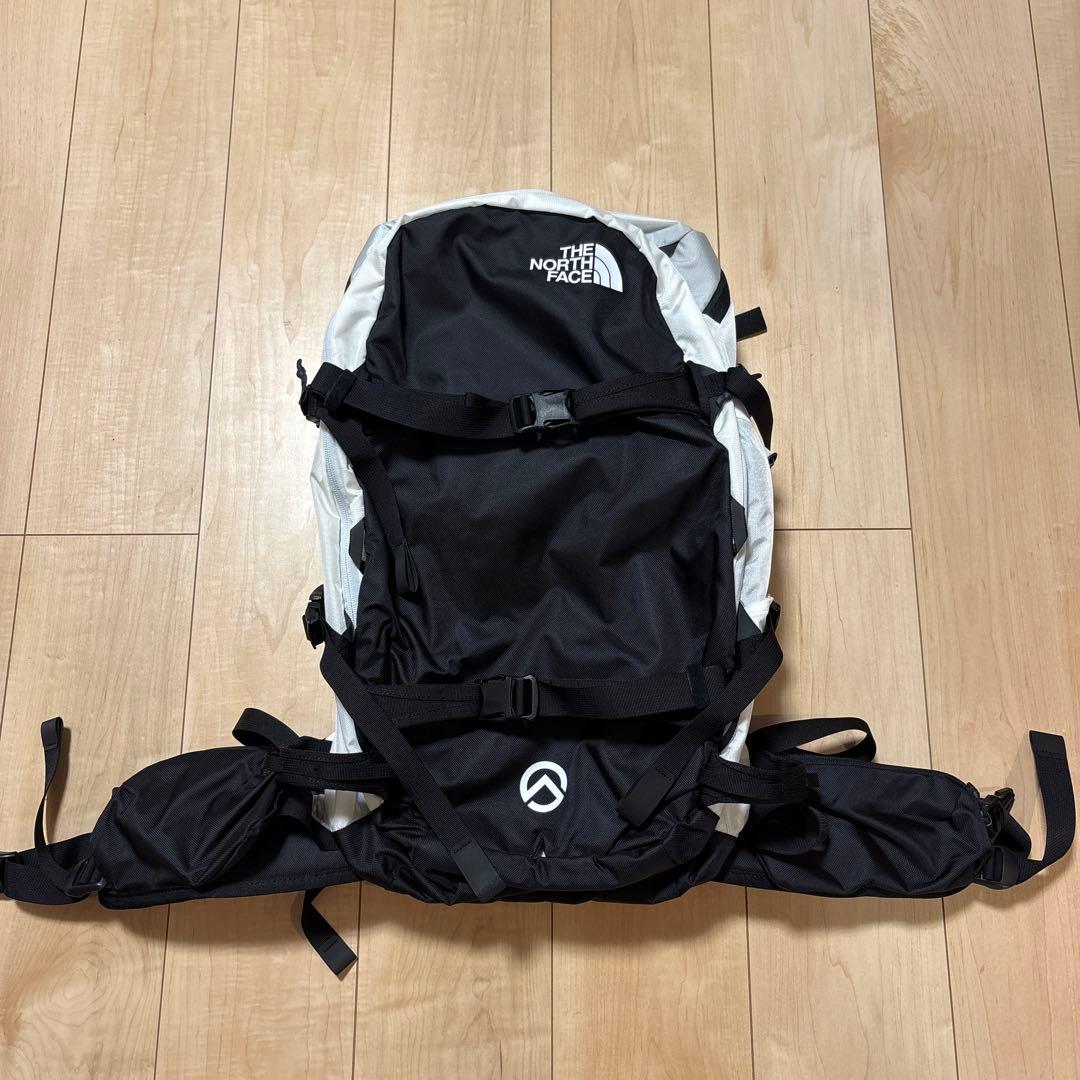 【新品未使用】ノースフェイス チュガッチ 35 ホワイト ユニセックスMサイズ